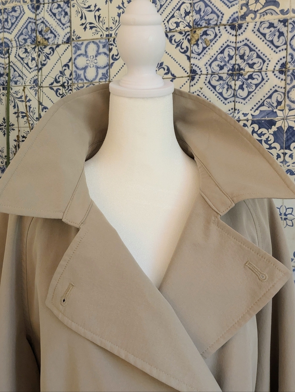 H&M Classic Double-Breasted Tan Trench Coat Sz L - Picture 5 of 8